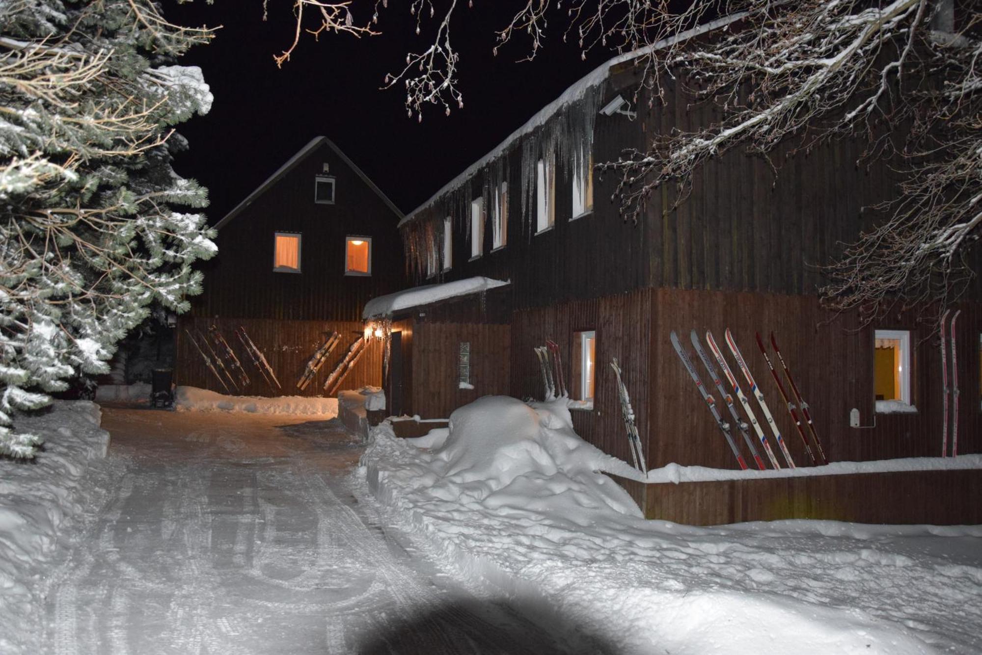 Villa Medvedi Boudy Loučná pod Klínovcem Exterior foto